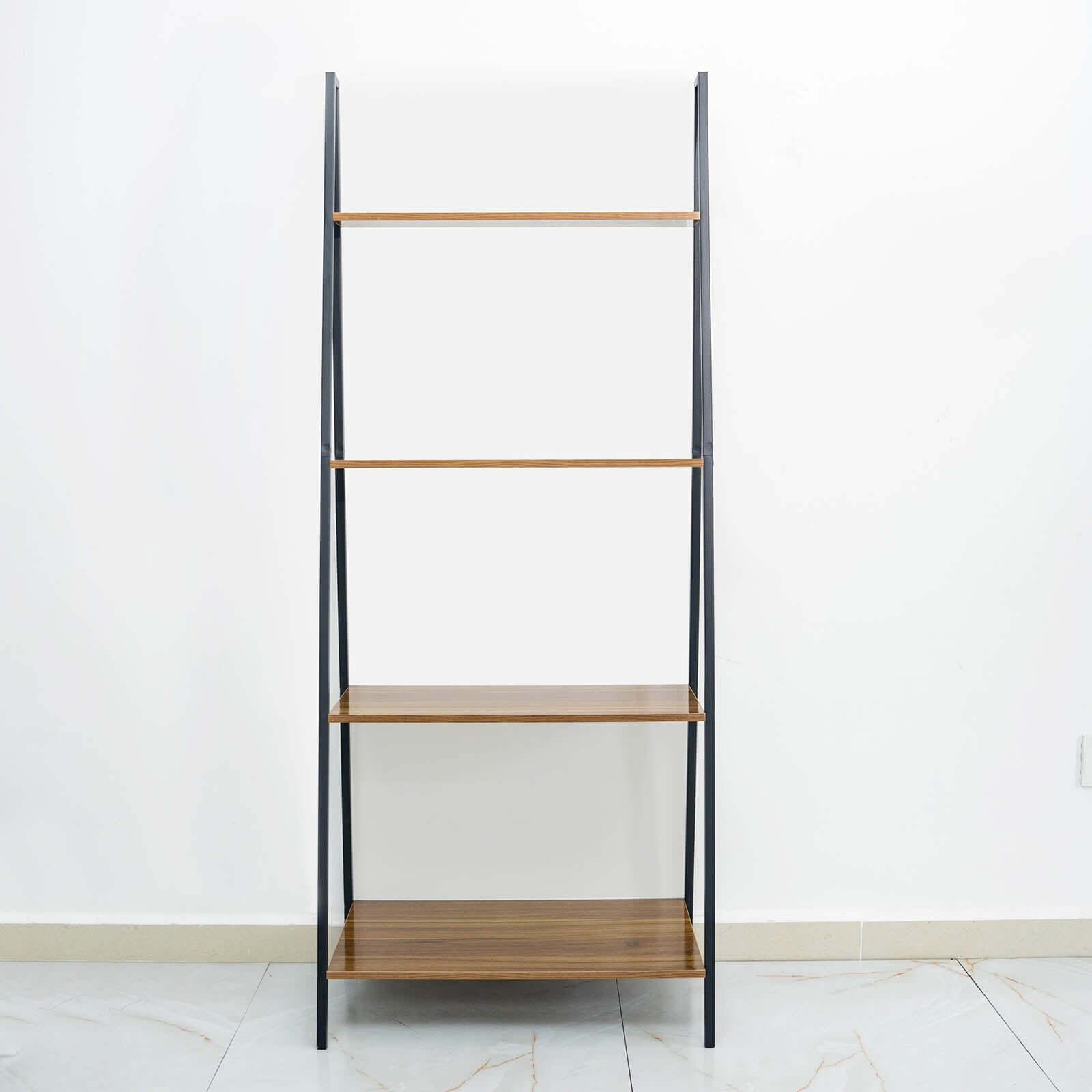 5ft 4-Tier Metal Leaning Ladder Bookshelf Stand With Natural Wood Racks for Events