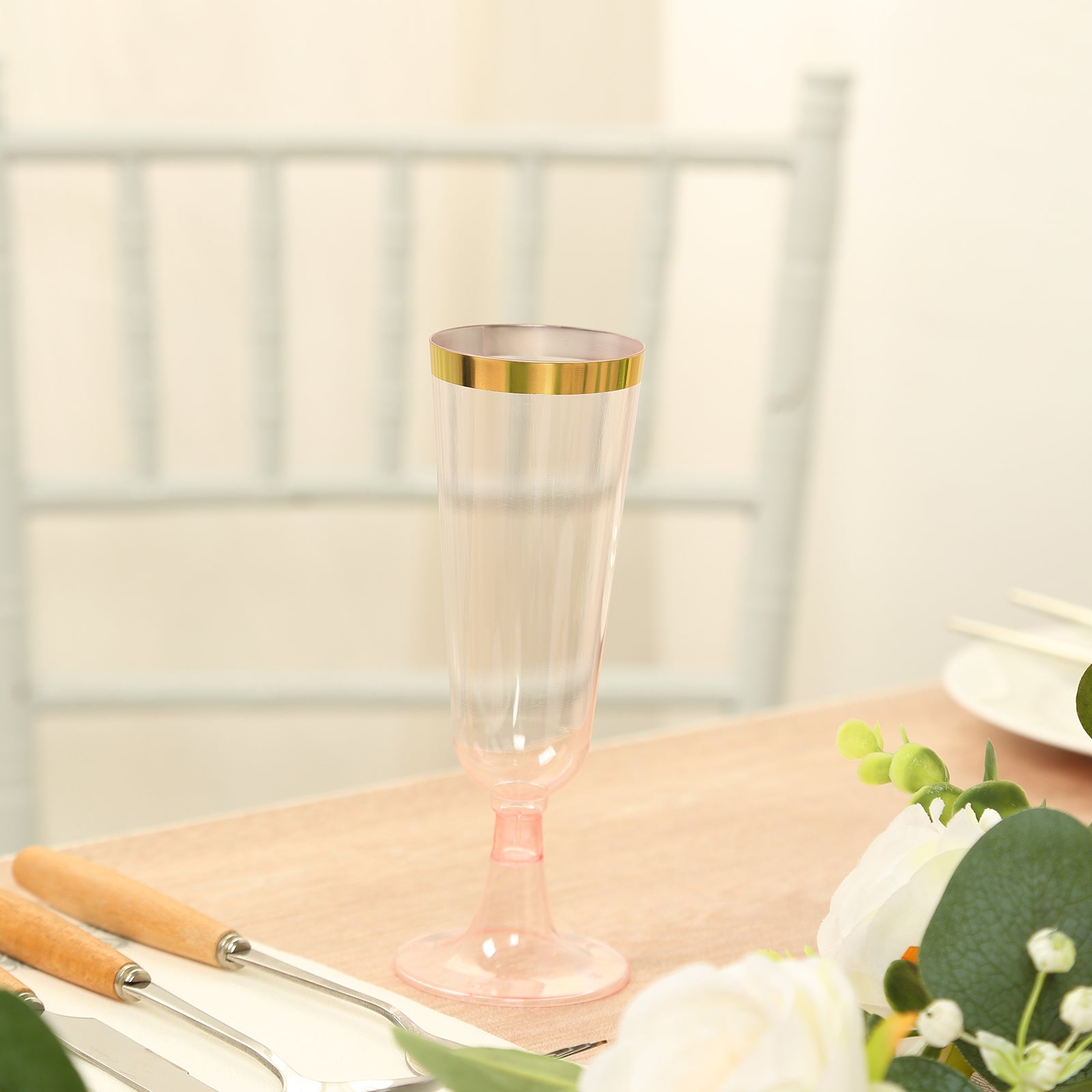 12-Pack Plastic Champagne Flutes Transparent Blush with Gold Rim - Stylish Disposable Cocktail Glasses for Parties 5oz 6"