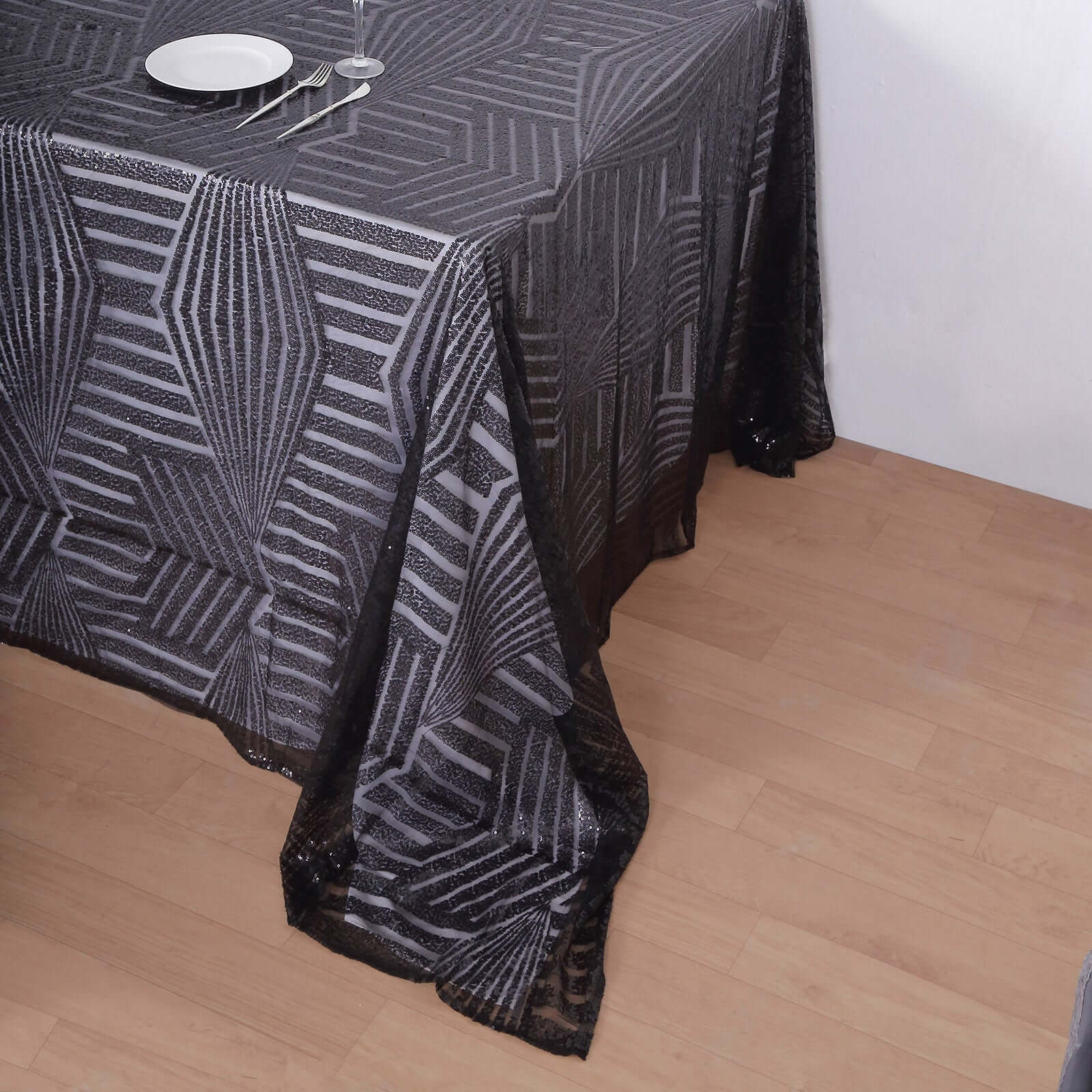 Sequin 90"x132" Rectangle Tablecloth Black - Seamless Diamond Table Cover