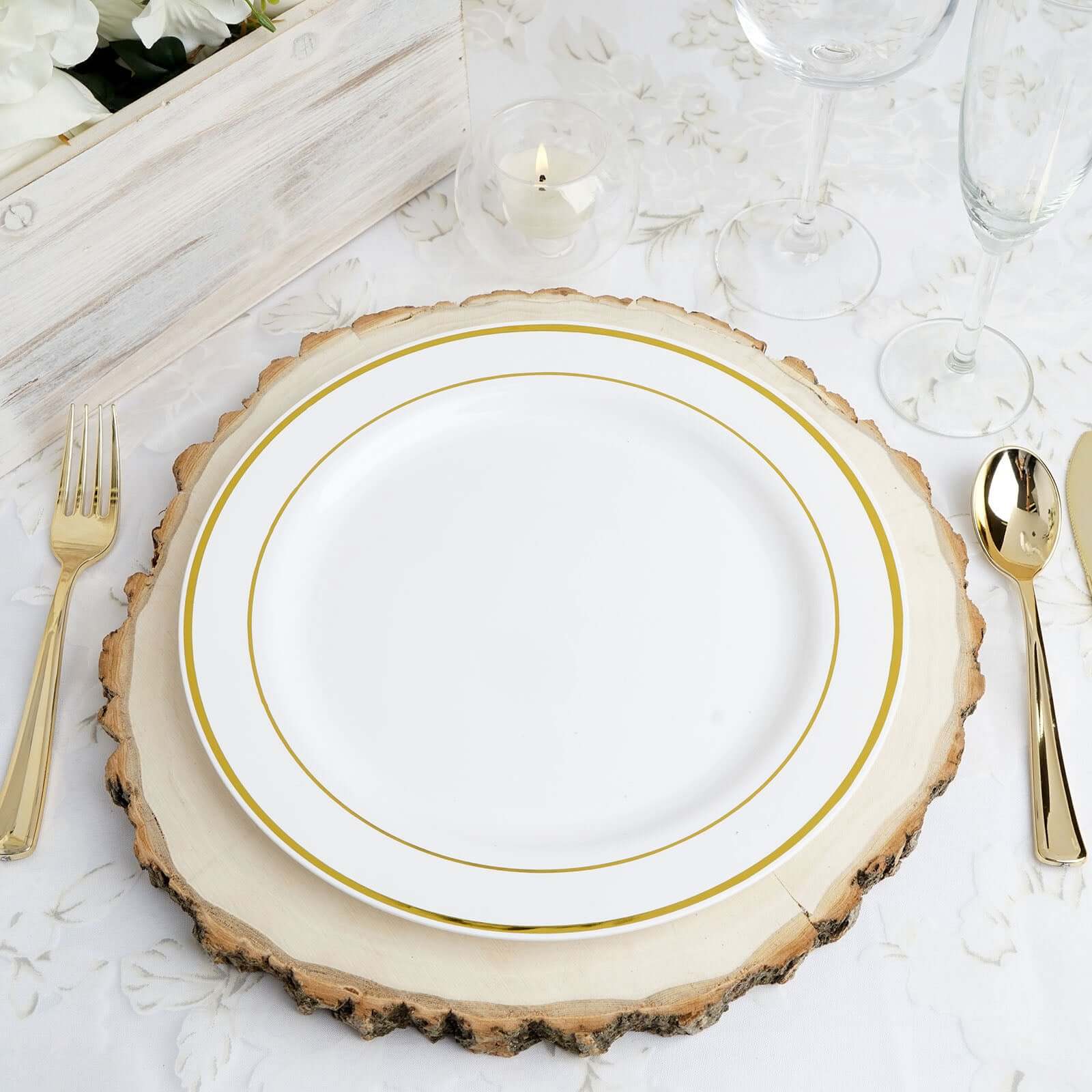 10-Pack Plastic Dinner Plates White with Très Chic Gold Rim - Perfect Disposable Party Plates 10"