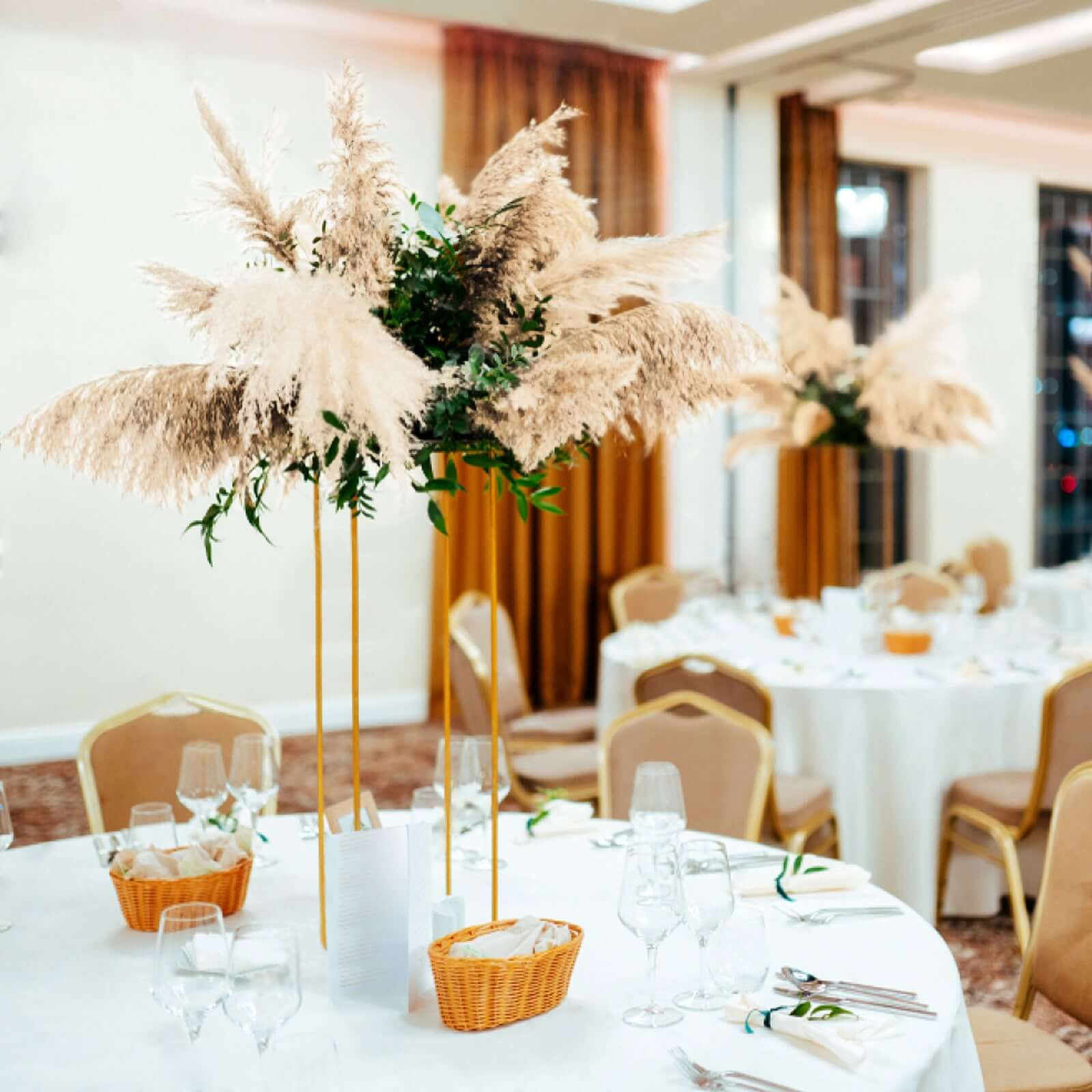 6 Stems Natural Dried Pampas Grass Decor Wheat Tint - Versatile Plant Sprays for Boho Chic Vase Displays Backdrops & Event Styling 32"