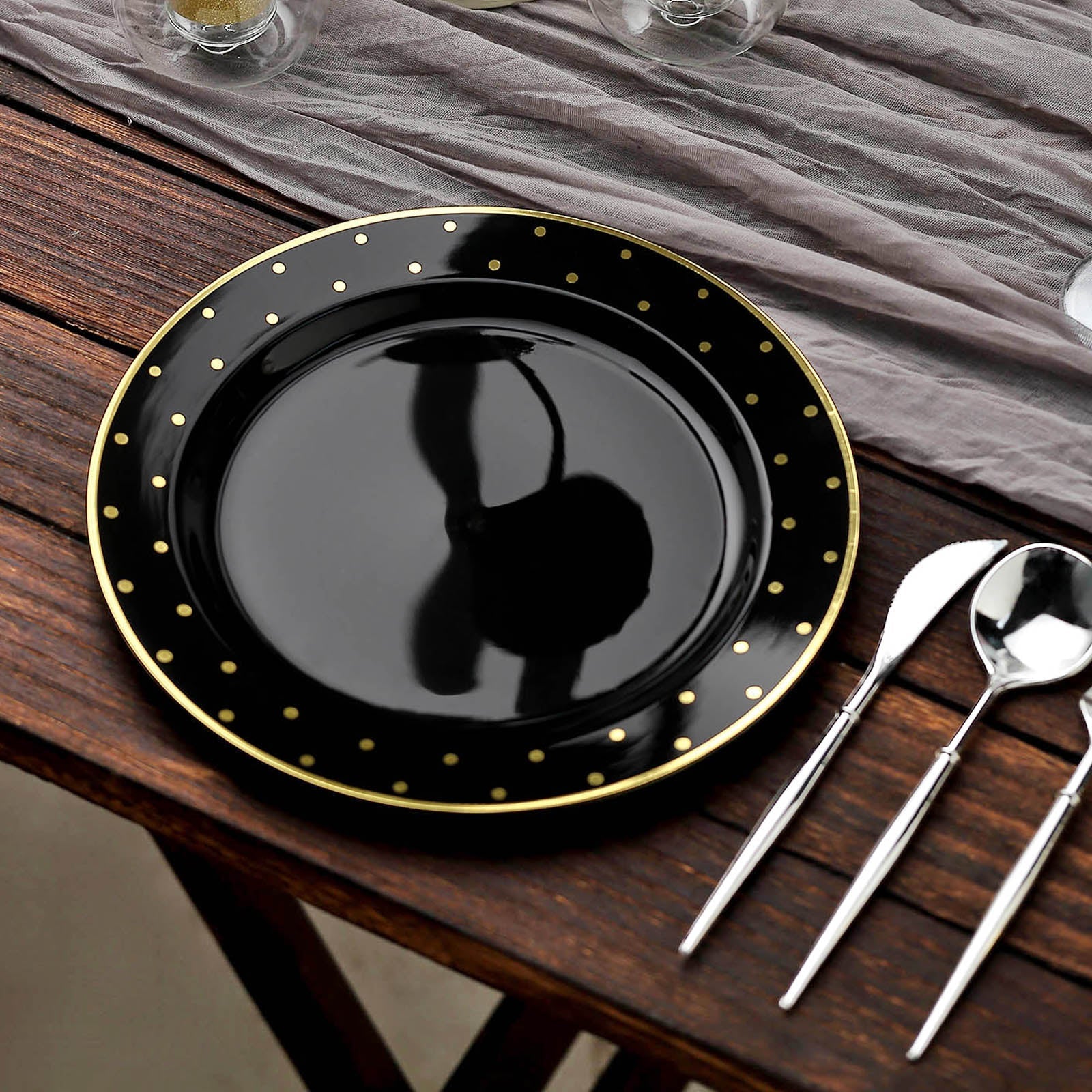 10 Pack 10" Black With Gold Dot Rim Plastic Dinner Plates, Round Disposable Tableware Plates