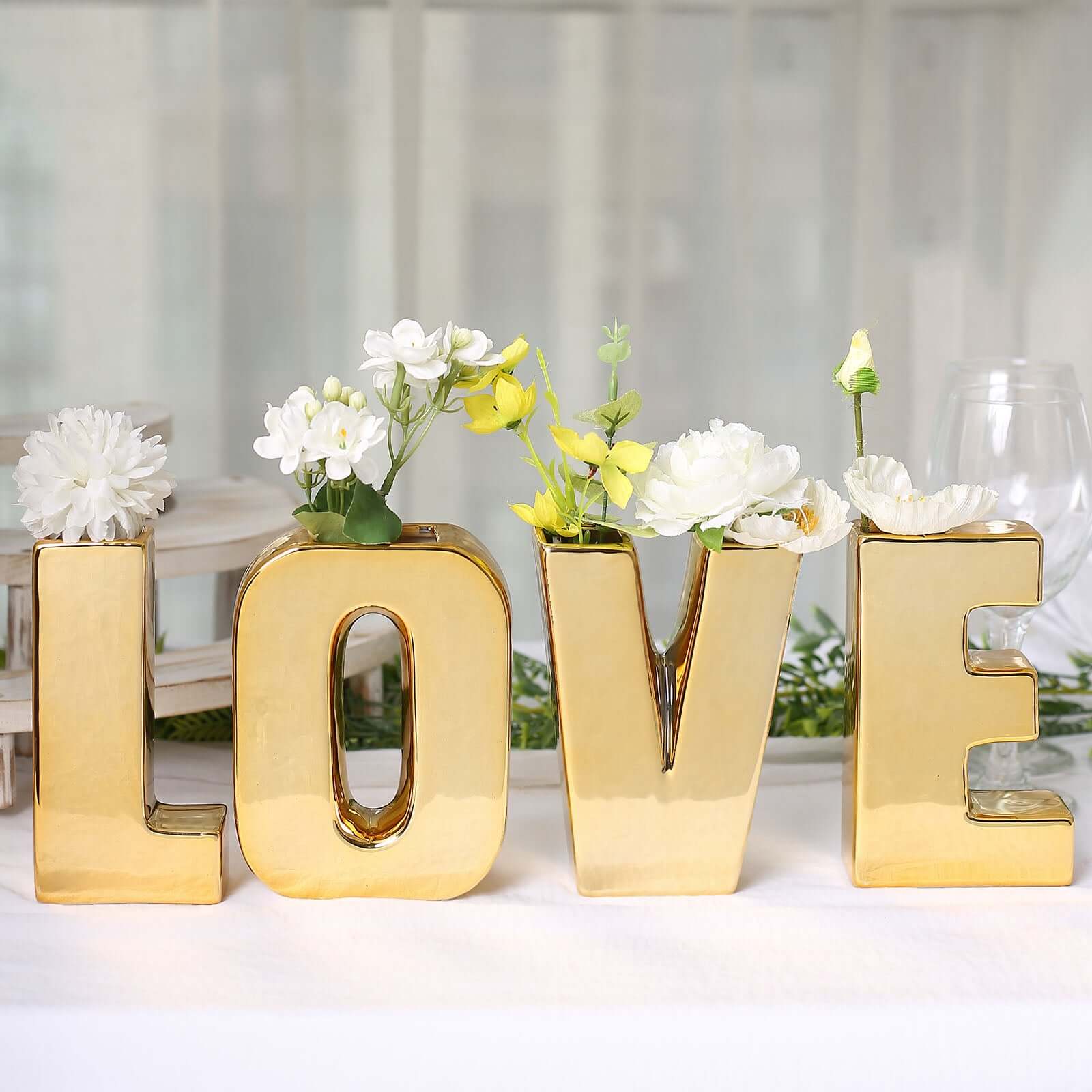 Shiny Ceramic Vase Letter "Z" Gold Plated - Chic Bud Planter Pot for Events & Decor 6"