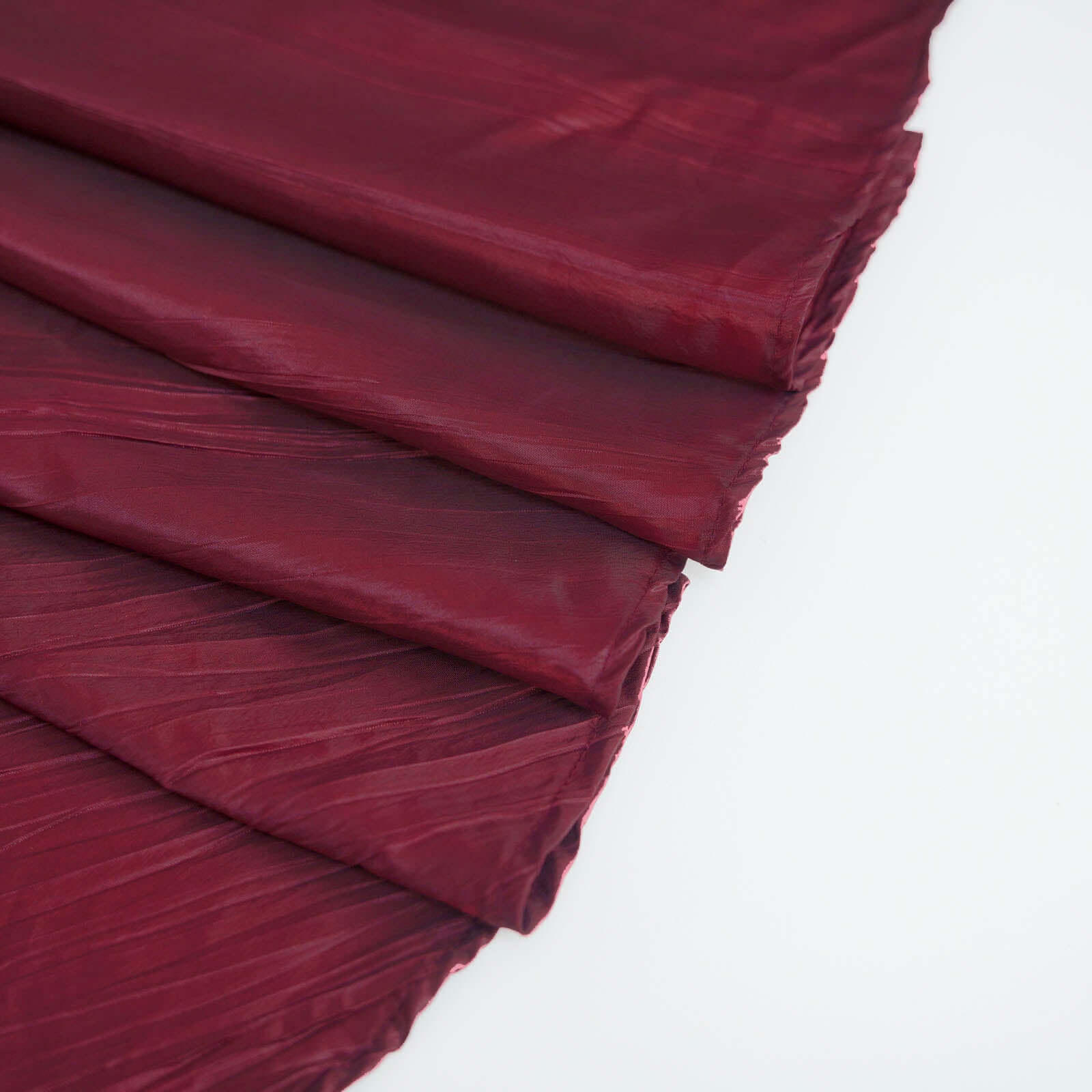Taffeta 120" Round Tablecloth Burgundy - Seamless Accordion Crinkle Table Cover