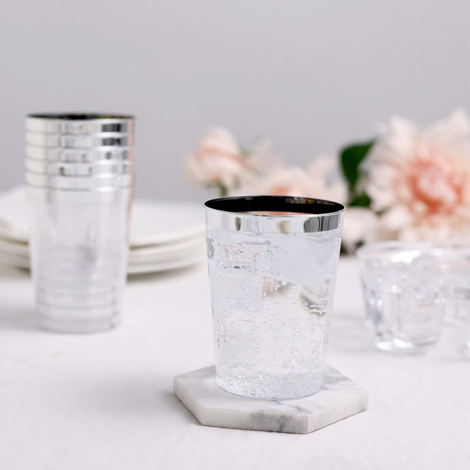 25-Pack Plastic Tumbler Cups Clear with Silver Rim - Stylish Disposable Party Glasses 10oz