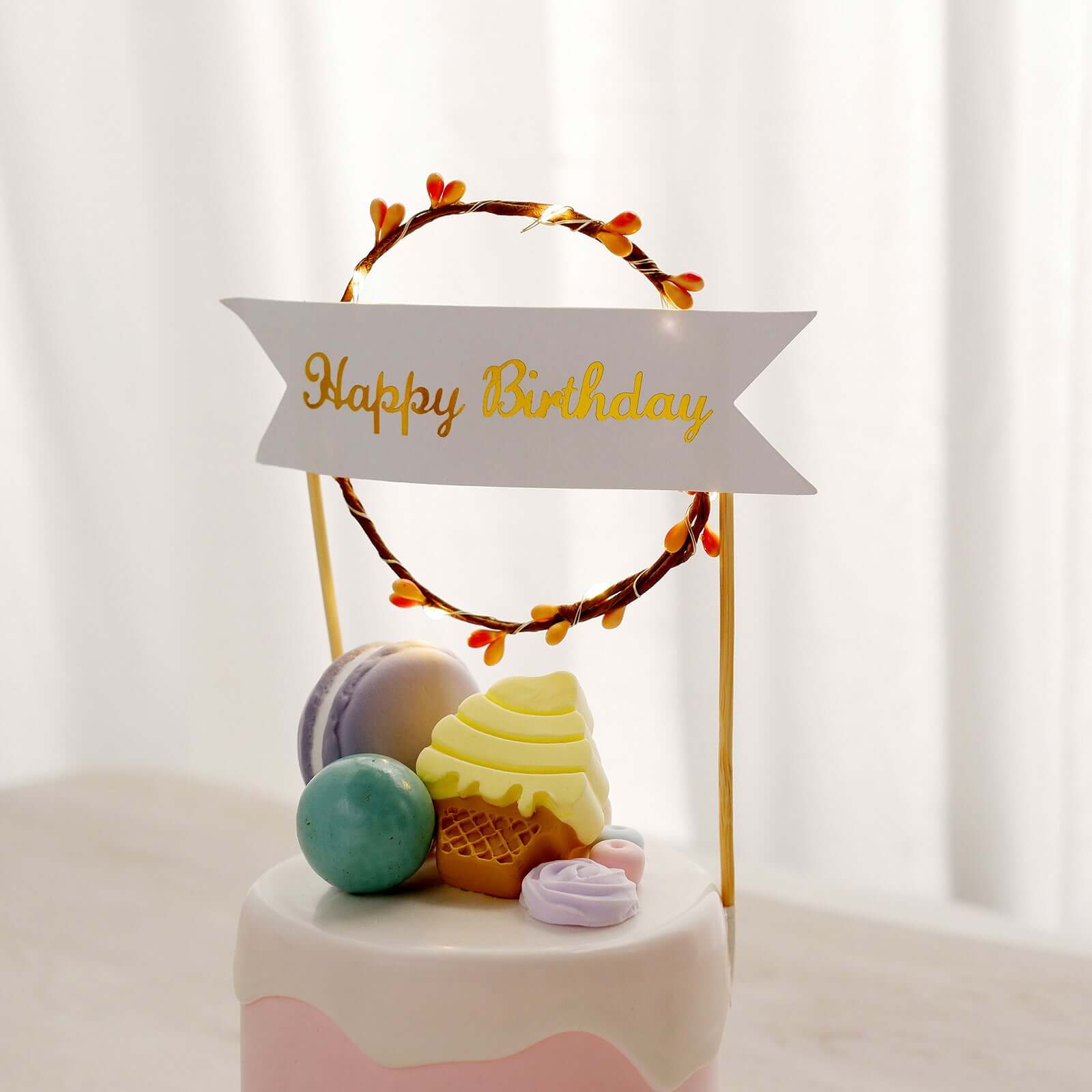 Light Up Happy Birthday Cake Topper Warm White LED - Luminous Blinking Mini Wreath Cake Decoration for Glamorous Birthday Parties & Events