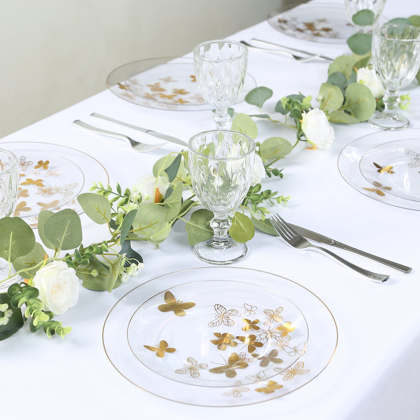 Set of 20 Plastic Round Dinner and Salad Plates in Clear with Gold Butterfly Design & Gold Rim - Stylish Disposable Dinnerware 8", 10"