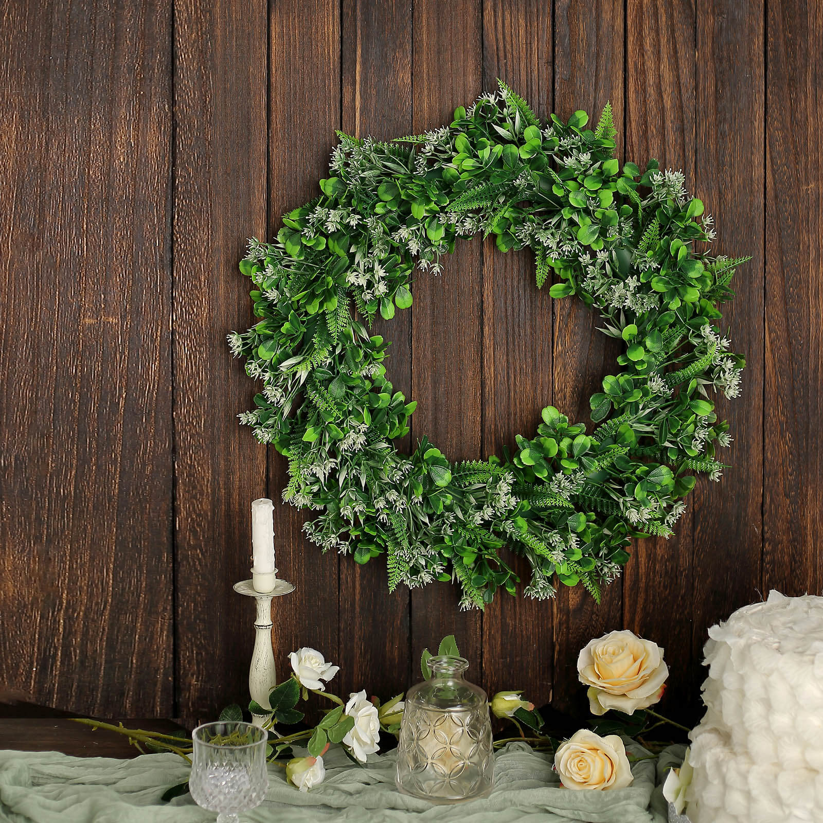 2 Pack 22" White Green Artificial Lifelike Boxwood Fern Mix Spring Wreaths