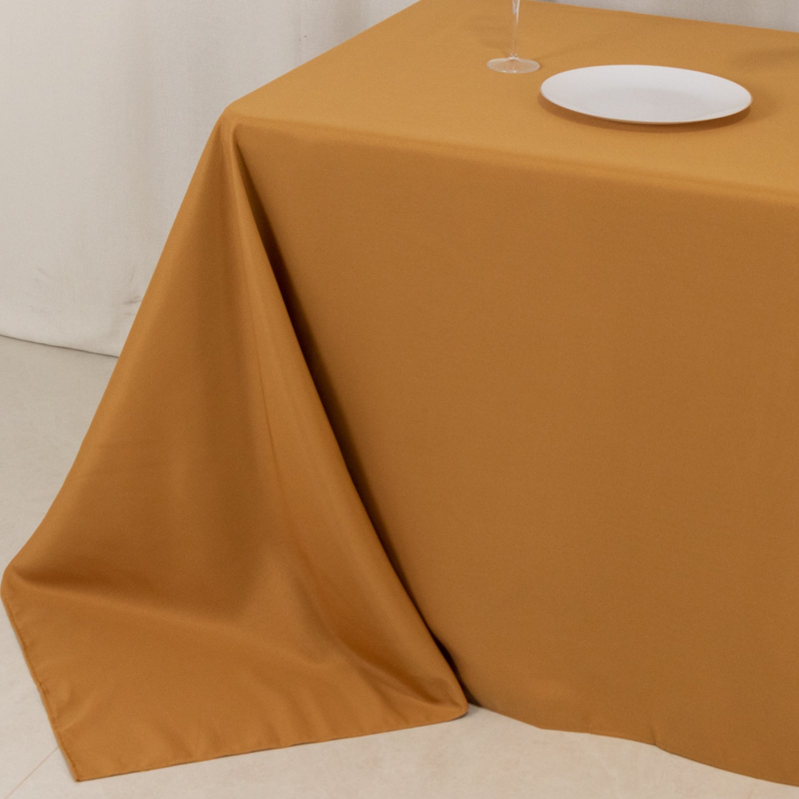 Premium Polyester 90"x132" Rectangle Tablecloth Gold - Seamless 220GSM Stain-Resistant Design for Luxurious Events