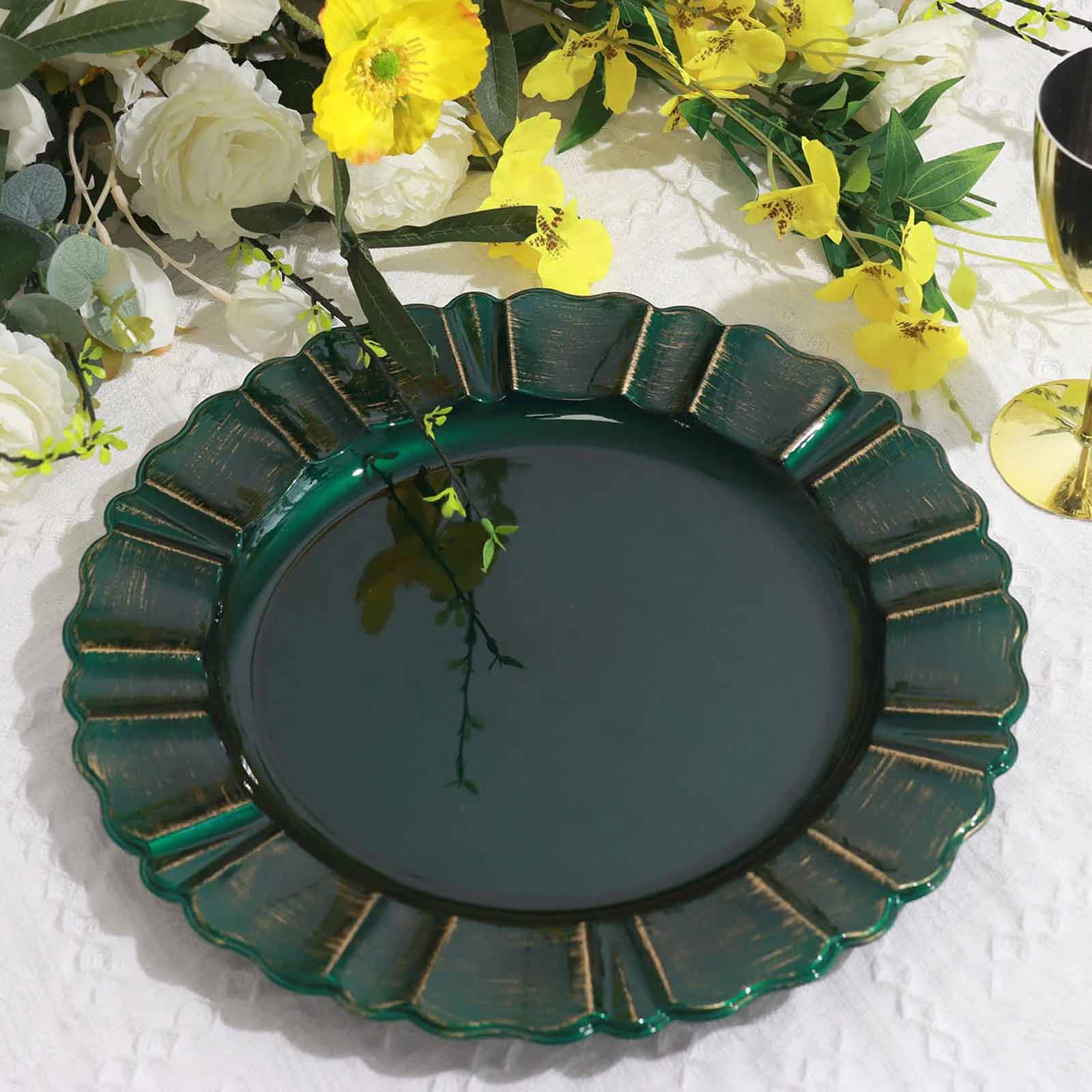 6-Pack Acrylic Plastic Round Charger Plates 13" in Hunter Emerald Green with Gold Brushed Wavy Scalloped Rim, Decorative Dinner Party Charger Tableware