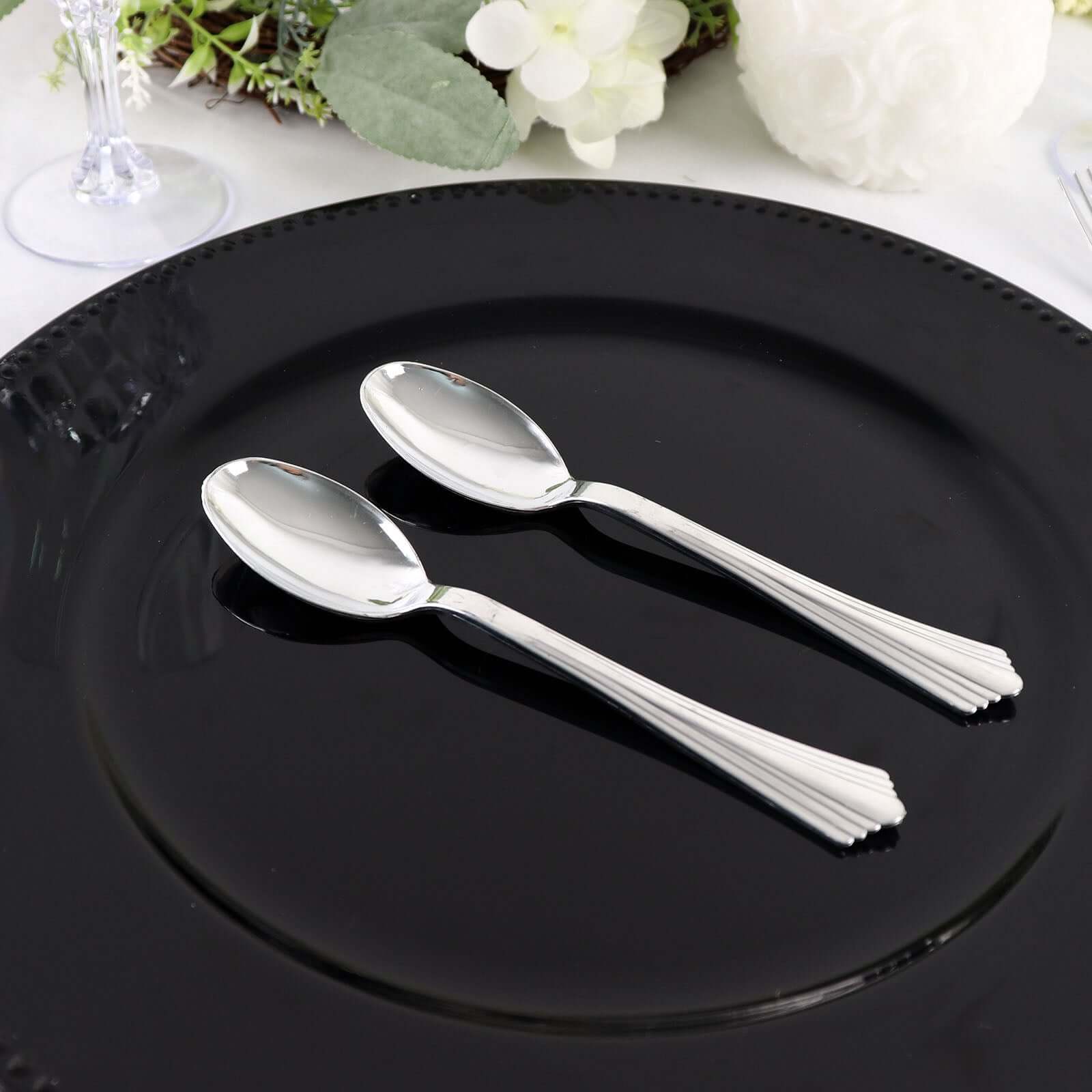 25-Pack Plastic Spoons Silver Heavy Duty with Fluted Handles - Reliable Disposable Cutlery 7"