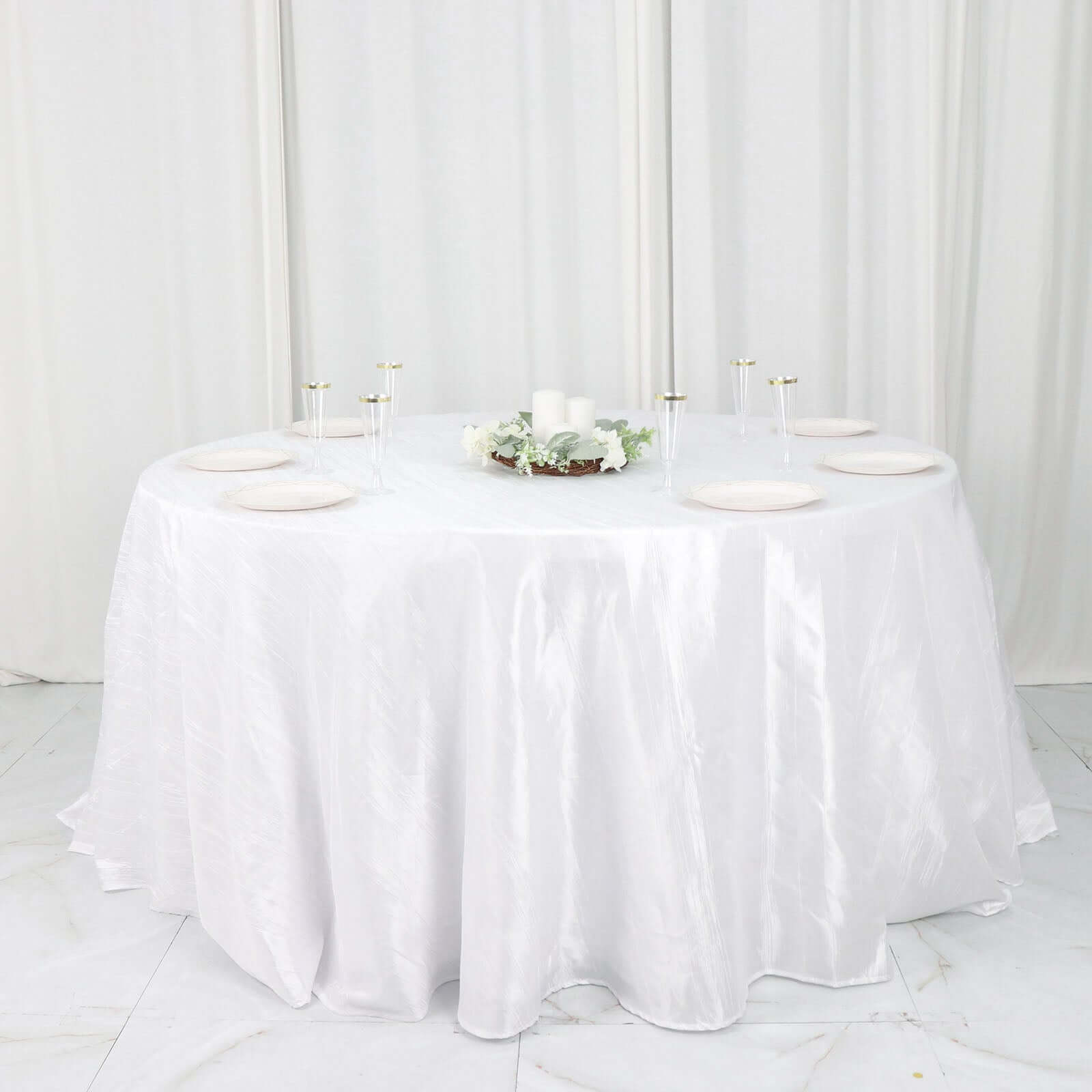 Taffeta 132" Round Tablecloth White - Seamless Accordion Crinkle Design for Exquisite Occasions