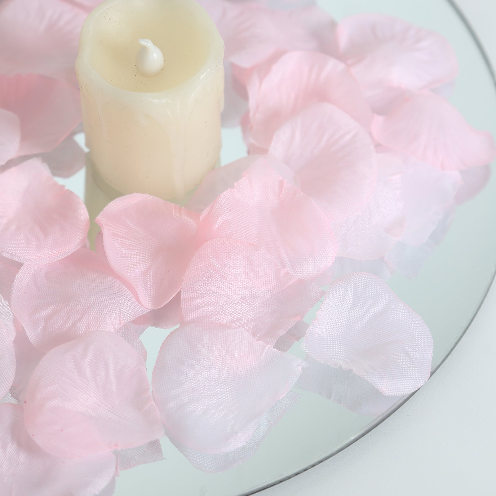 500-Pack Rose Petals Round Design Pink Silk Confetti - Decorative Scatters for Tables and Floors