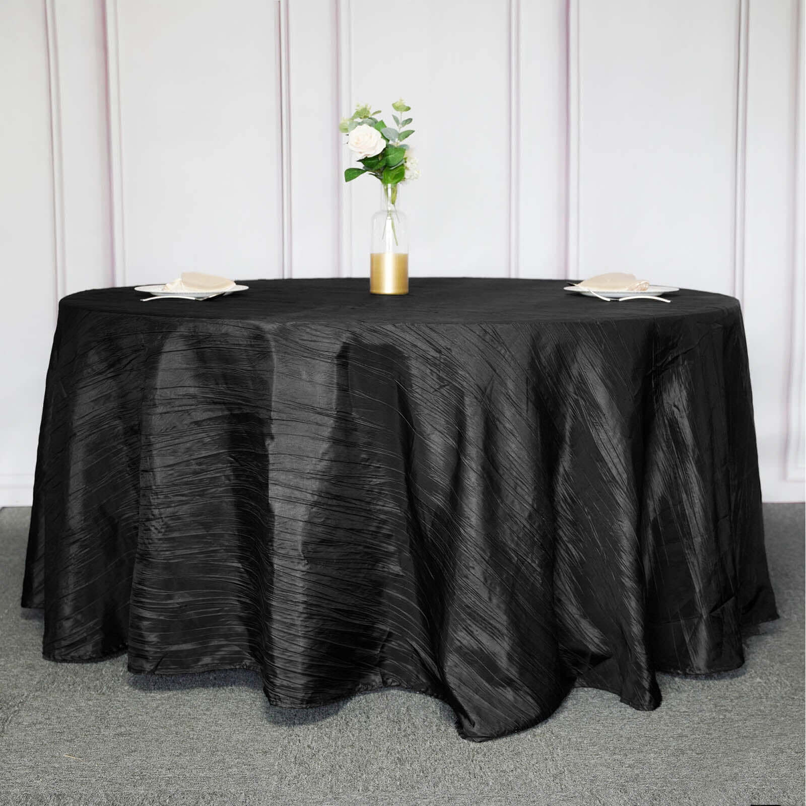 Taffeta 120" Round Tablecloth Black - Seamless Accordion Crinkle Design for Stylish Occasions