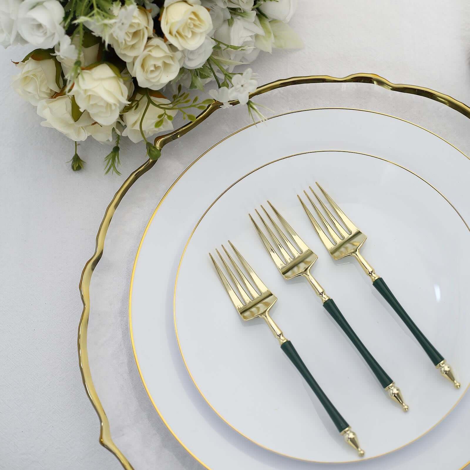24 Pack 6" Gold Hunter Emerald Green Plastic Dessert Forks With Roman Column Handle, European Style Disposable Utensils