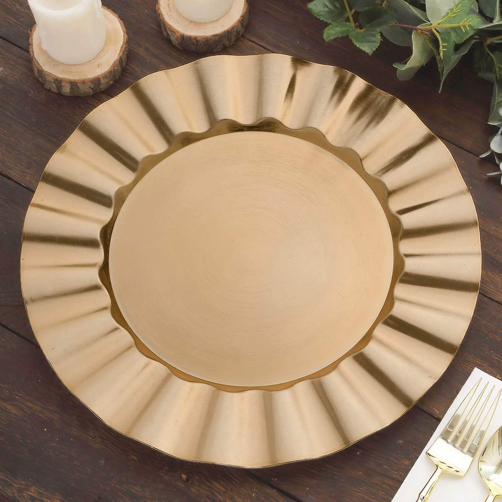 6-Pack Acrylic Plastic Round Charger Plates 13" in Gold with Wavy Scalloped Rim, Decorative Dinner Party Charger Tableware