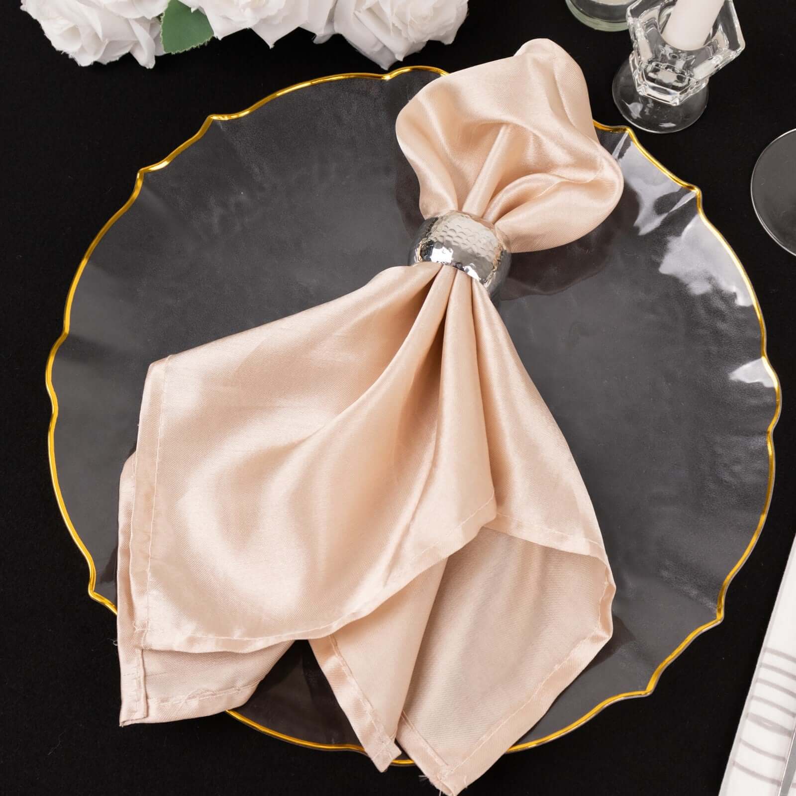 18 Pack Economy Plastic Round Charger Plates 13" in Clear Sunflower Design with Gold Scalloped Rim - Table Setting Plates