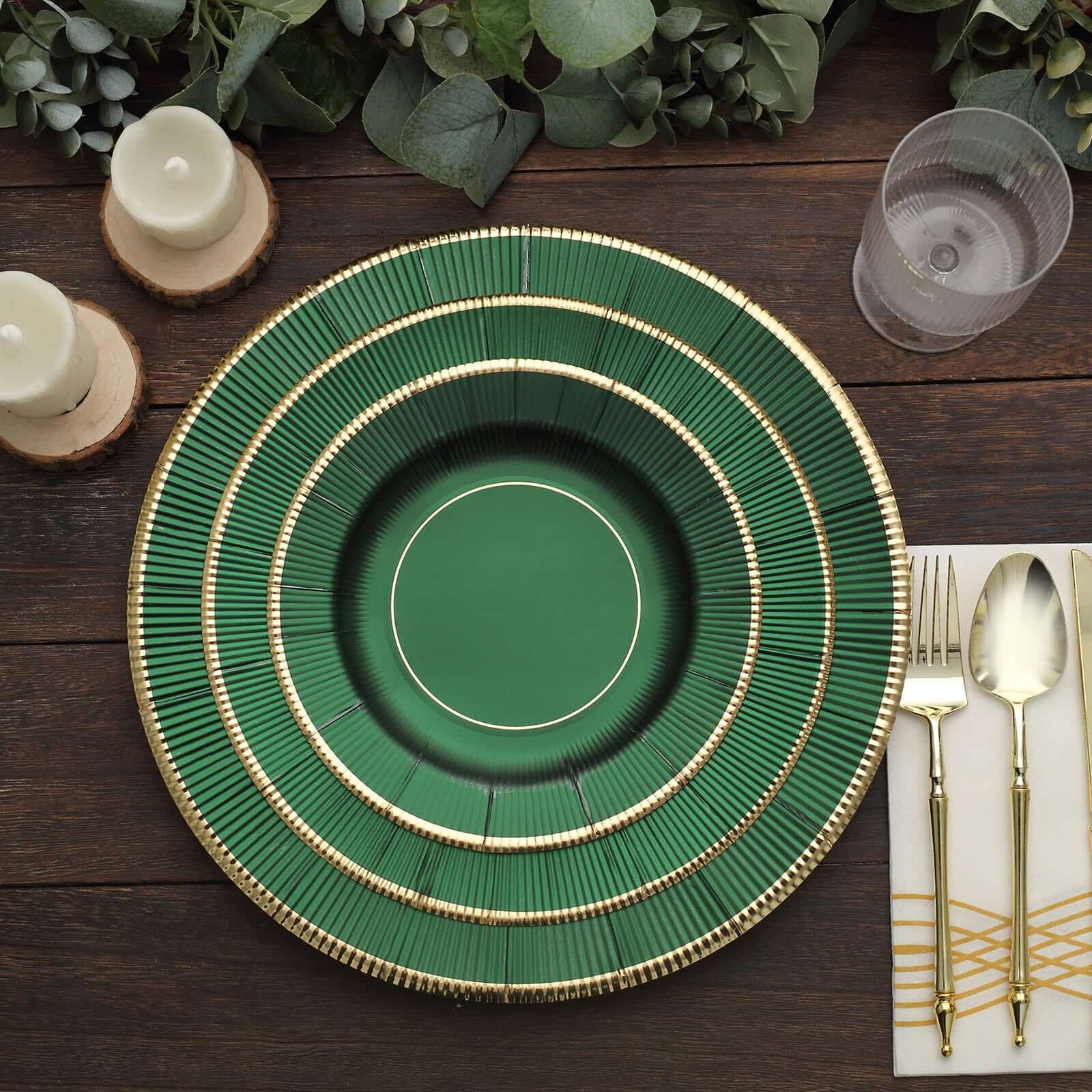 25-Pack Disposable Round Charger Plates in Hunter Emerald Green Sunray Design with Gold Rim - 350GSM Heavy Duty Paper Chargers 13"
