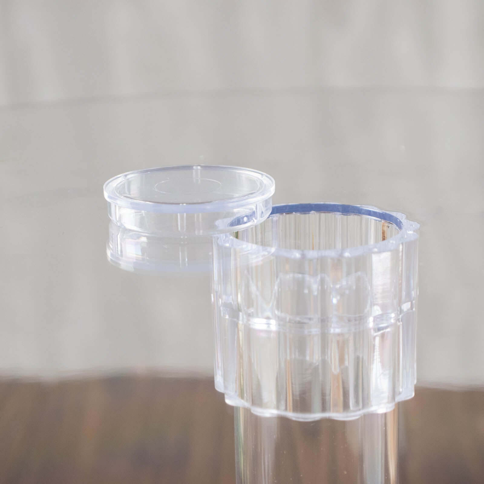 2-Tier Acrylic Round Cake Stand Set Clear - Chic Versatile Cupcake Holder Dessert Display Pedestal for Wedding Buffet & Catering Displays 16"