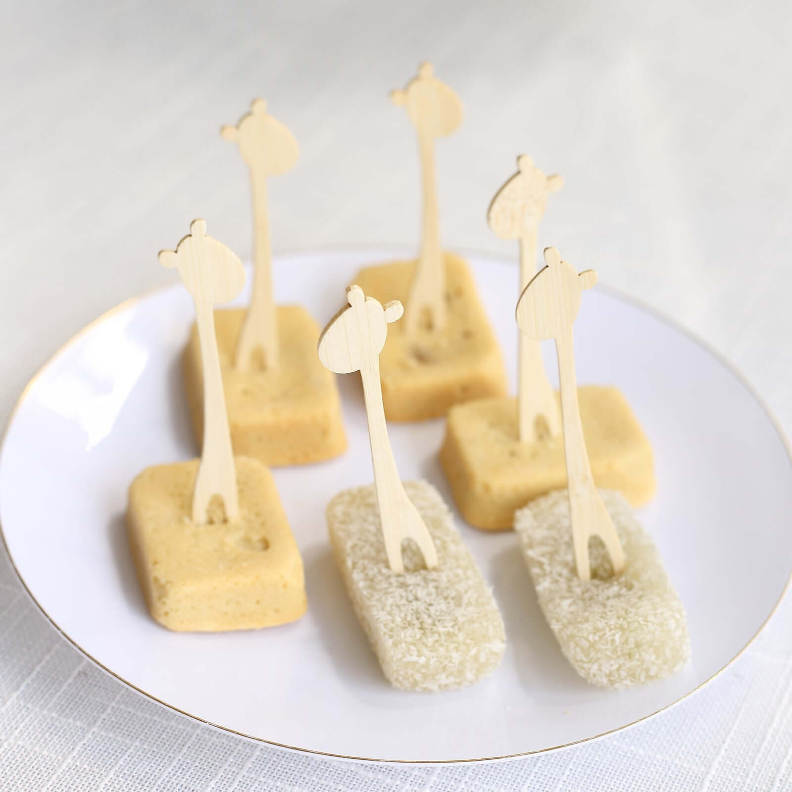 100-Pack Bamboo Cocktail Picks Giraffe Mini Forks Double Pronged Design Natural - Biodegradable Eco Friendly Party Supplies 4"