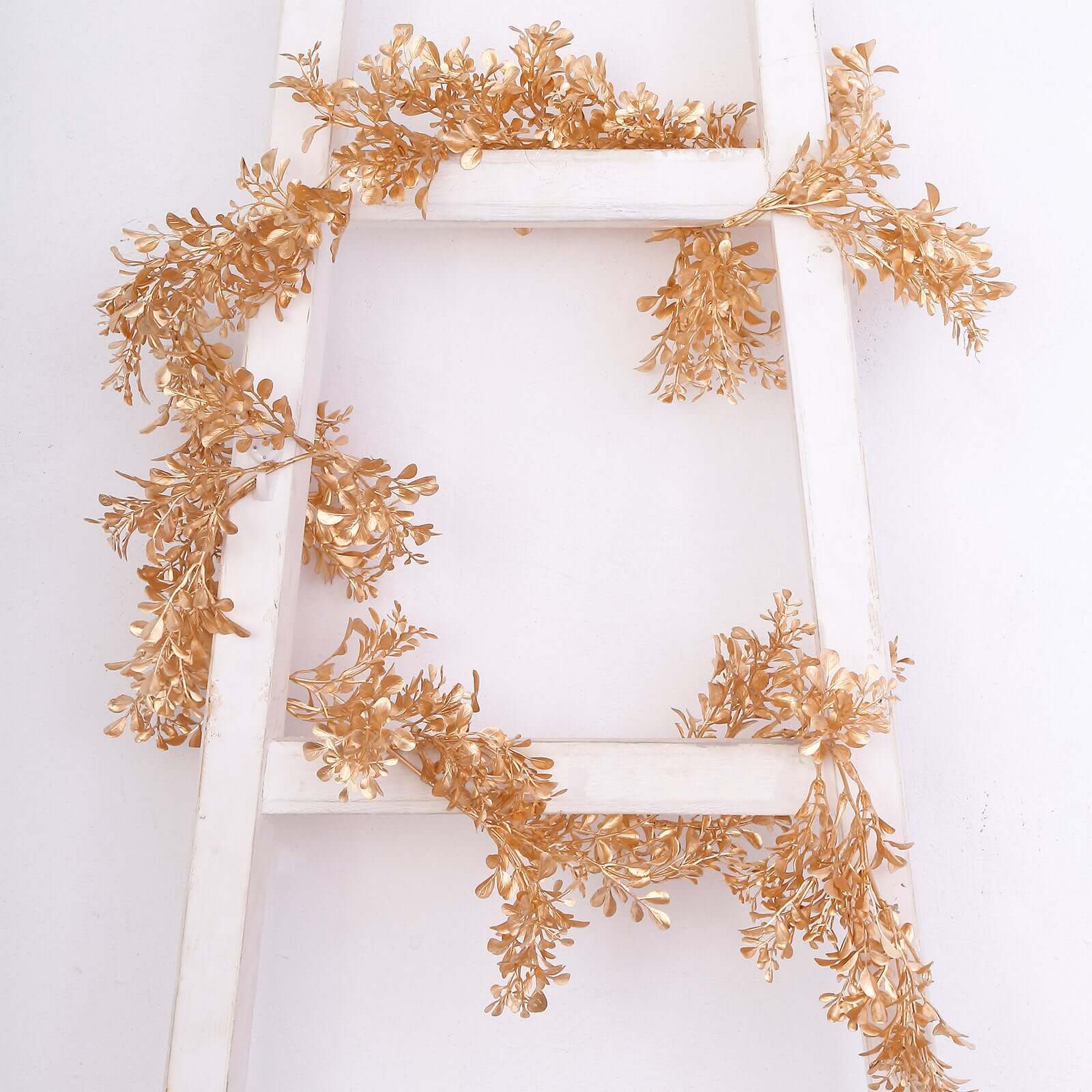 Artificial Boxwood Leaf Table Garland Metallic Gold - Versatile Faux Decorative Hanging Vine for Modern & Chic Event Styling 6ft