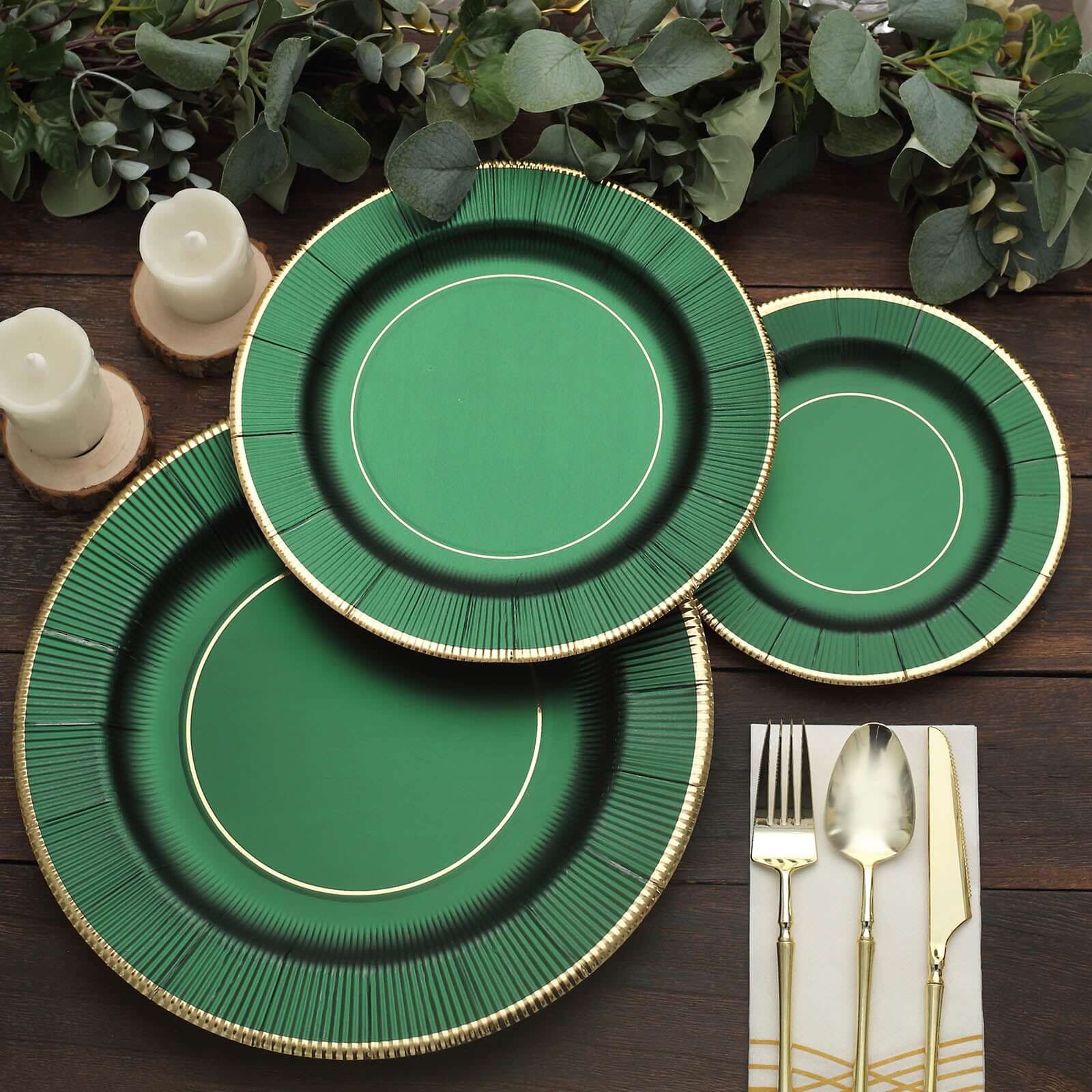 25-Pack Disposable Round Charger Plates in Hunter Emerald Green Sunray Design with Gold Rim - 350GSM Heavy Duty Paper Chargers 13"