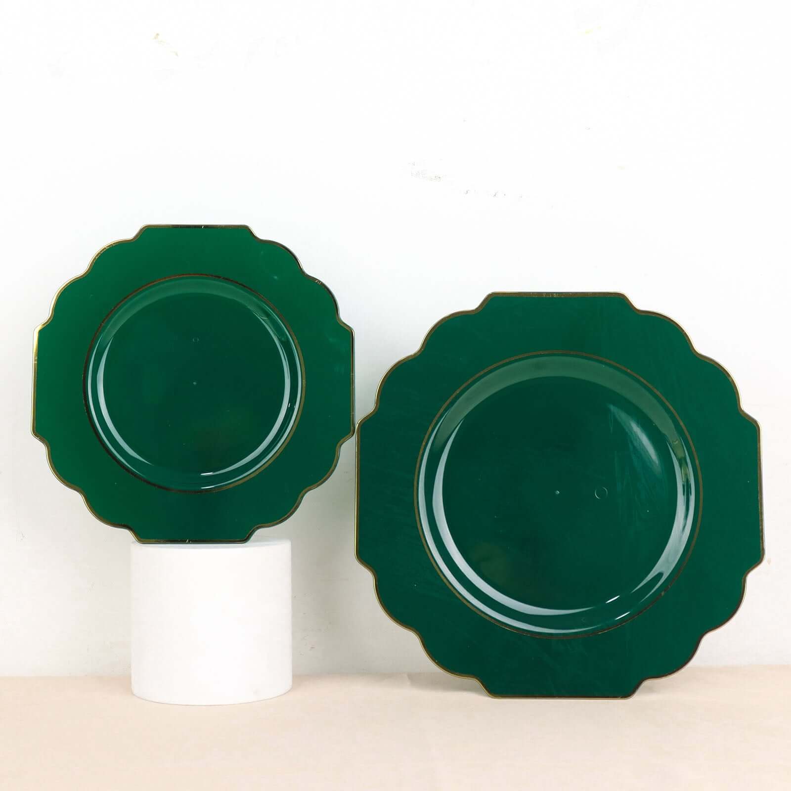 10 Pack 8" Hunter Emerald Green Hard Plastic Dessert Appetizer Plates, Disposable Tableware, Baroque Heavy Duty Salad Plates with Gold Rim
