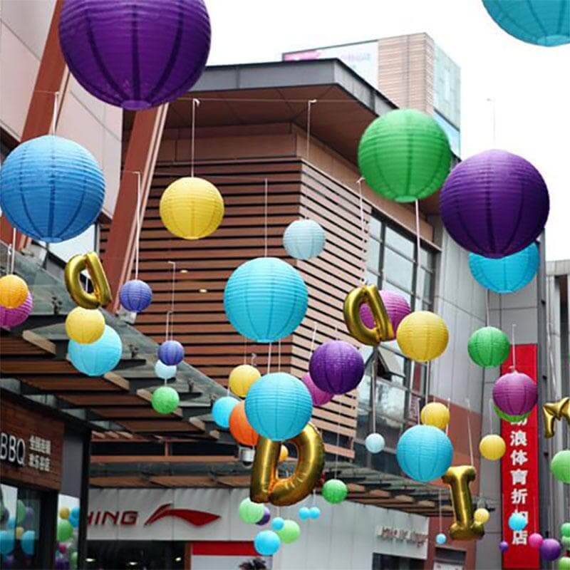 Set of 6 Gold Hanging Paper Lanterns, Chinese Sky Lanterns, Assorted Sizes - 16", 20", 24"