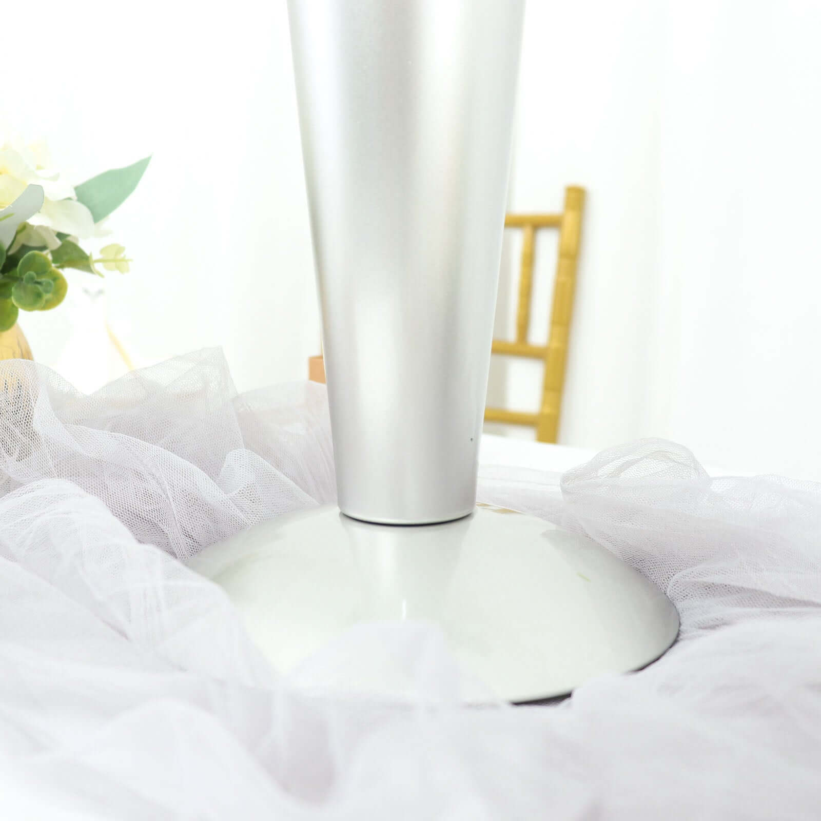 Metal Trumpet Vase Brushed Silver - Durable Design for Stylish Wedding Displays 24"