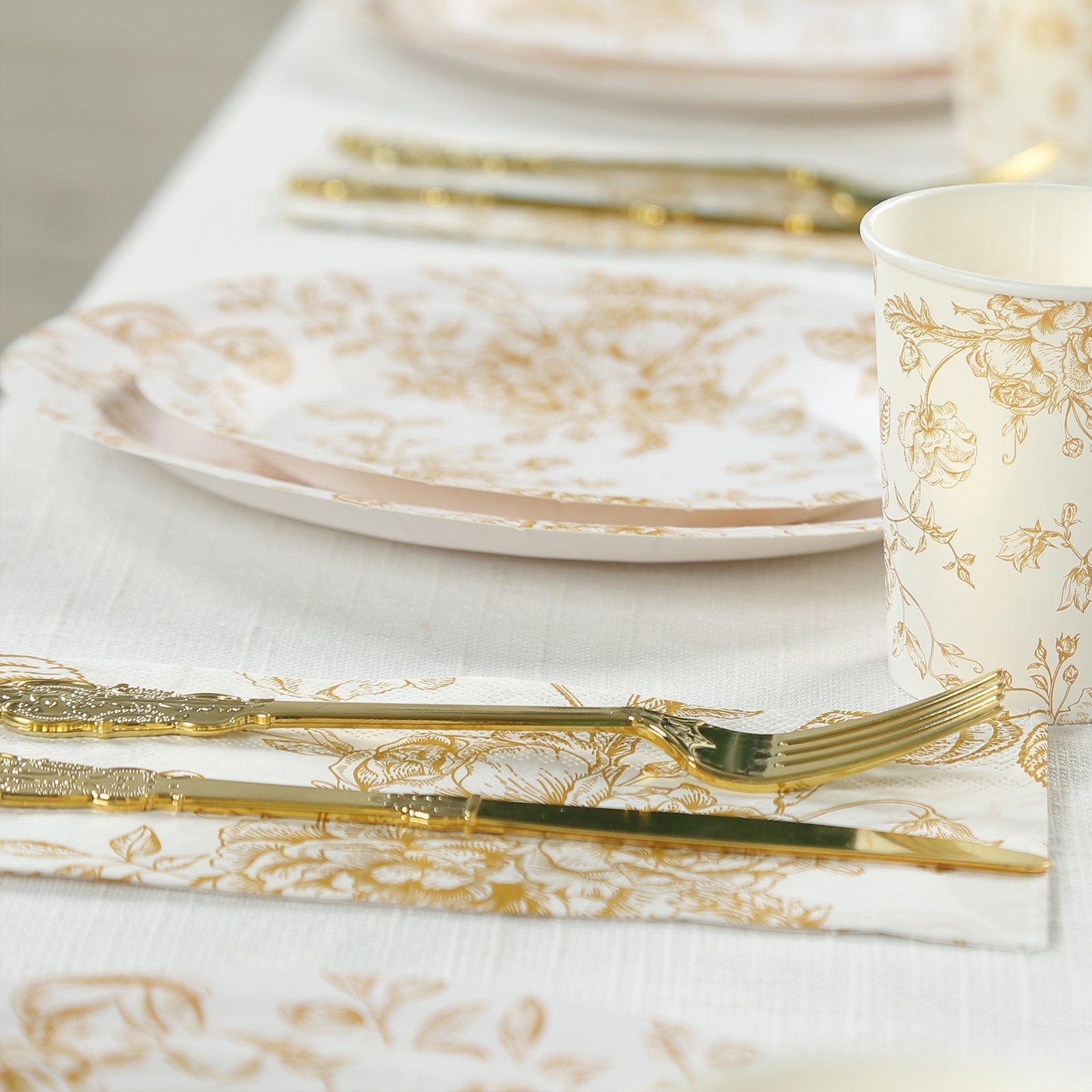 50-Pack Paper Dinner Napkins White with Gold French Toile Floral Pattern 2-Ply - Stylish Disposable Napkins for Events